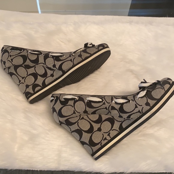 Coach black and white wedges 8.5 - Picture 2 of 5